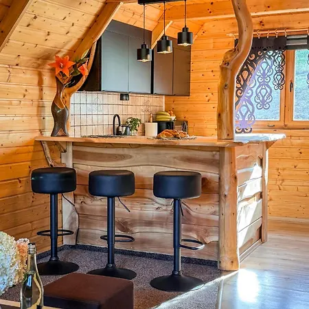 Za Księżycem - Azyl Z Balią, Kominkiem I Prywatnym Ogrodem, Dom wakacyjny Ustroń