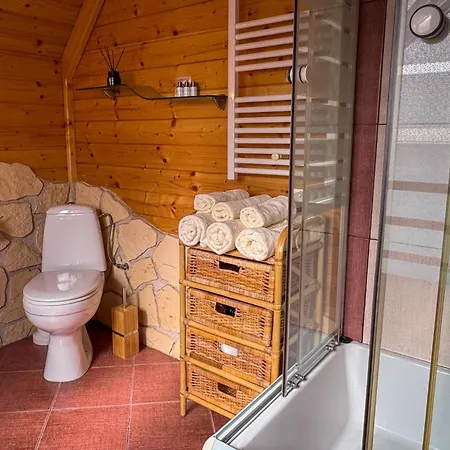 Dom wakacyjny Za Księżycem - Azyl Z Balią, Kominkiem I Prywatnym Ogrodem,