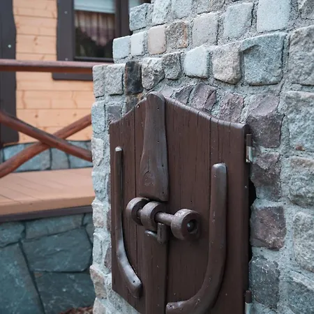 Dom wakacyjny Za Księżycem - Azyl Z Balią, Kominkiem I Prywatnym Ogrodem, Ustroń