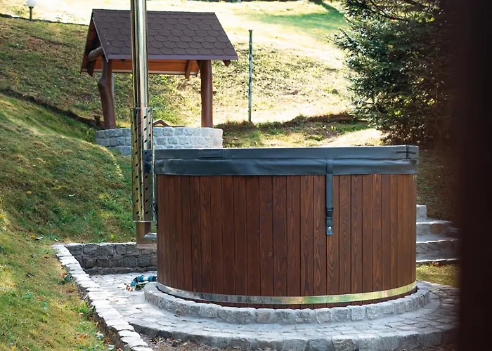 Prázdninový dům Za Ksiezycem - Azyl Z Balia, Kominkiem I Prywatnym Ogrodem,