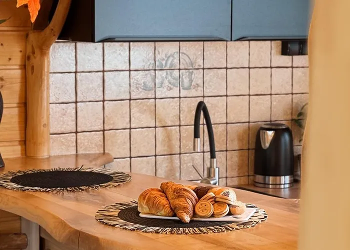 Prázdninový dům Za Ksiezycem - Azyl Z Balia, Kominkiem I Prywatnym Ogrodem, *