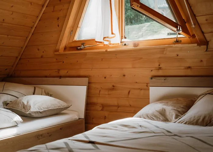 Prázdninový dům Za Ksiezycem - Azyl Z Balia, Kominkiem I Prywatnym Ogrodem,