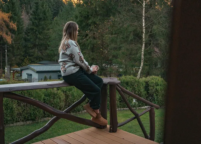 Prázdninový dům Za Ksiezycem - Azyl Z Balia, Kominkiem I Prywatnym Ogrodem, Ustroň