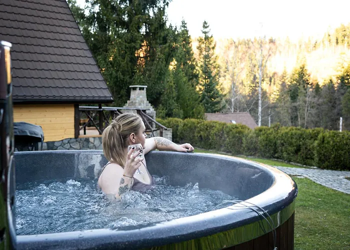 Prázdninový dům Za Ksiezycem - Azyl Z Balia, Kominkiem I Prywatnym Ogrodem, *